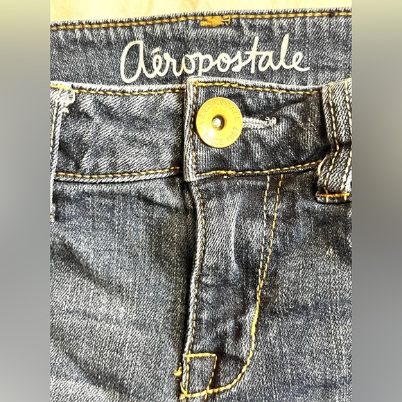 Aeropostale Women's Distressed Blue Denim Midi Cutoff Shorts Size 2 - Picture 4 of 11